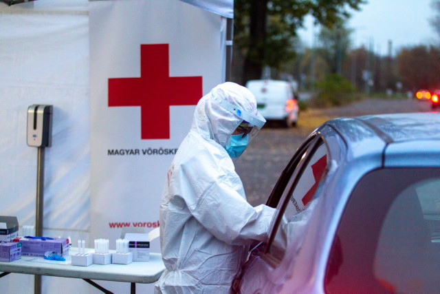 A Magyar Vöröskereszt önkéntesei a COVID elleni harcból is kivették a részüket