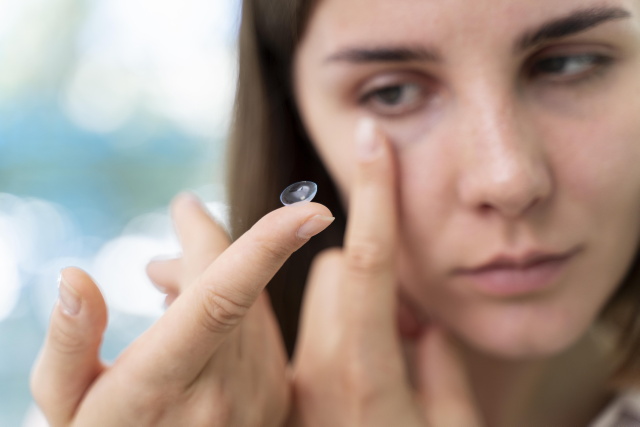 5 hasznos tipp kontaktlencst viselknek