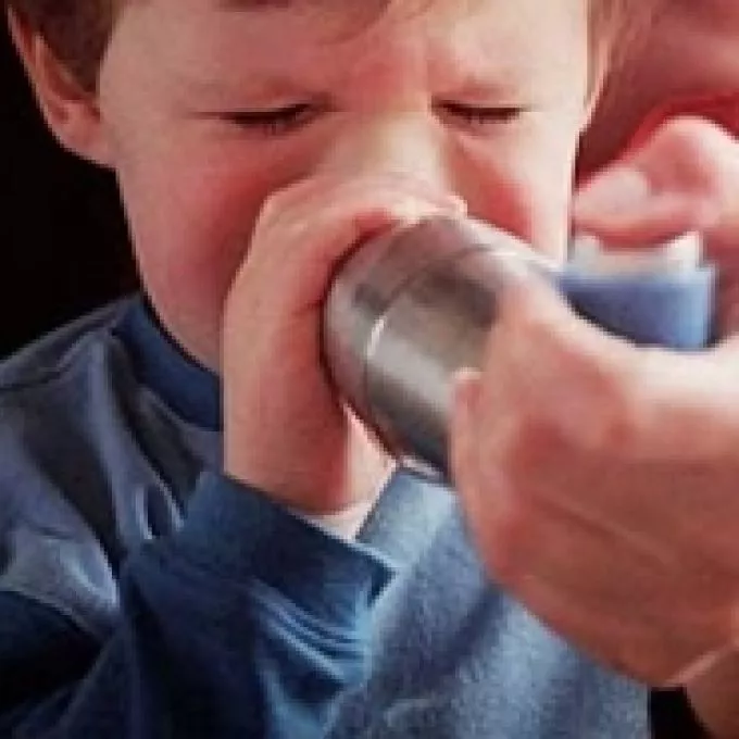 A gyermekkori asztmát is kezelni kell!