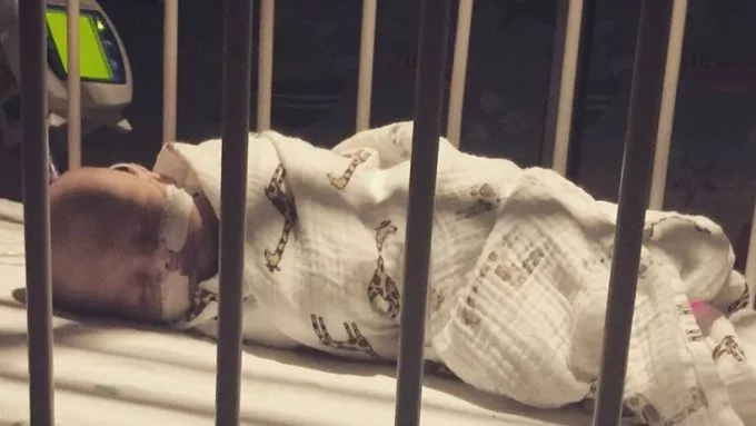 Amiről minden szülőnek tudnia kellene - videó a szamárköhögésben elhunyt egy hónapos baba utolsó napjairól