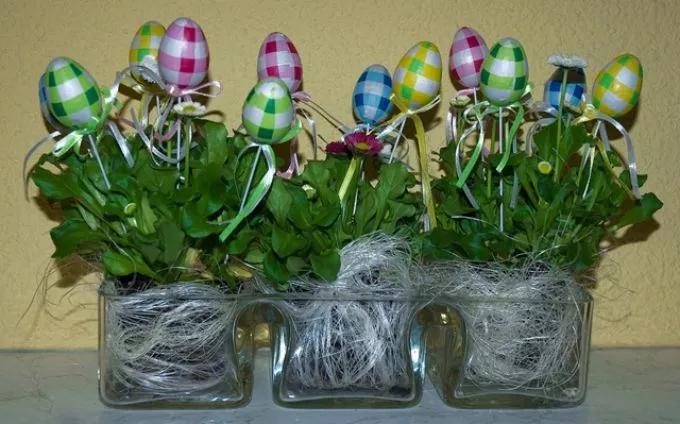 Húsvéti dekorációk, avagy tavaszi kutatás a fiókban...