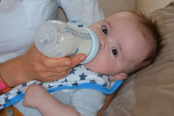 Új alapelvek a hozzátáplálásban: Már 6 hónapos korban adhatunk allergéneket a babáknak