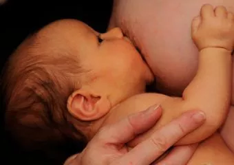 A szoptatás világhete - Világszerte évente 820.000 gyermek halálában játszik szerepet a szoptatás hiánya
