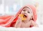 Ösztönös mozdulatok a babáknál: a csecsemőkori primitív reflexek és hatásaik