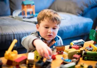 A játékok hatása és szerepe a gyermek fejlődésére