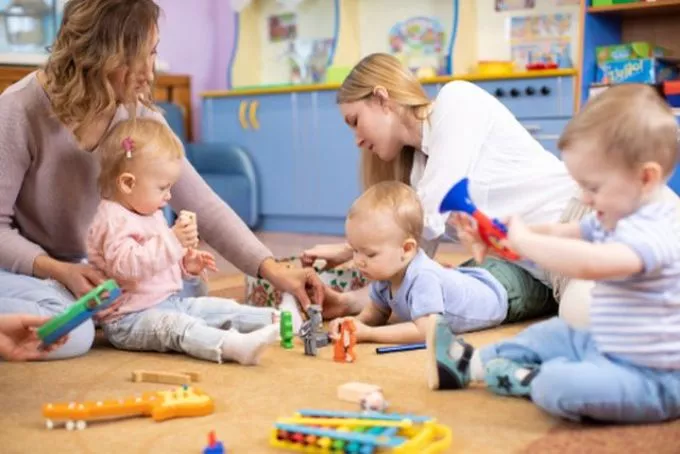 Májustól mindenhol lesz ügyeletes bölcsőde és óvoda