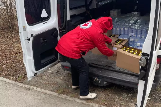 Megérkezett a Magyar Vöröskereszt segélyszállítmánya Ukrajnába