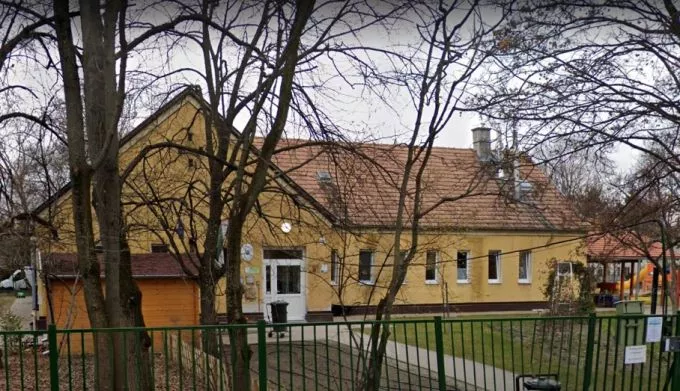 Fertőtlenítős vízből ivott 7 gyermek egy csepeli óvodában, kórházba szállították őket megfigyelésre