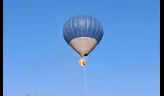 Születésnapi meglepetés volt - a lángoló hőlégballonból a házaspár kislánya a semmibe ugrott