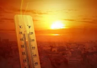 Éjféltől életbe lépett a másodfokú hőségriasztás, ilyen hőmérsékletre számíthatunk ma