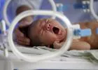 Újszülött kislányt hagytak a Heim Pál gyermekkórház babamentő inkubátorában