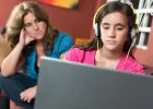 Internetfüggő gyerekek - mikor lépjen közbe a szülő?