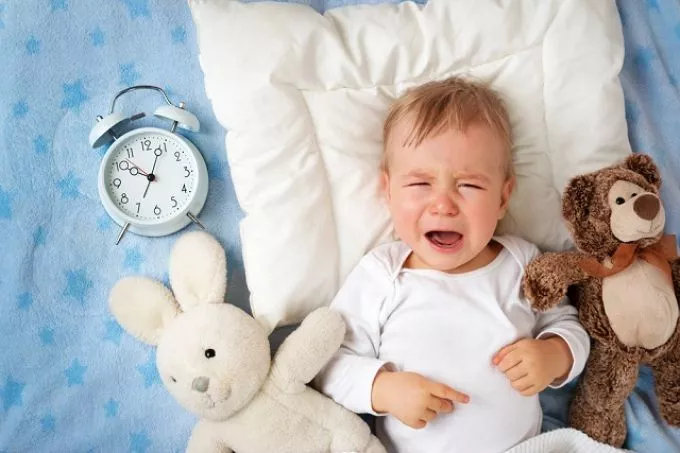 Ezért sír a babád éjjel - a szakértők magyarázata