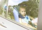 Tűző napon parkoló autóban rekedt egy kétéves kisfiú Komáromban